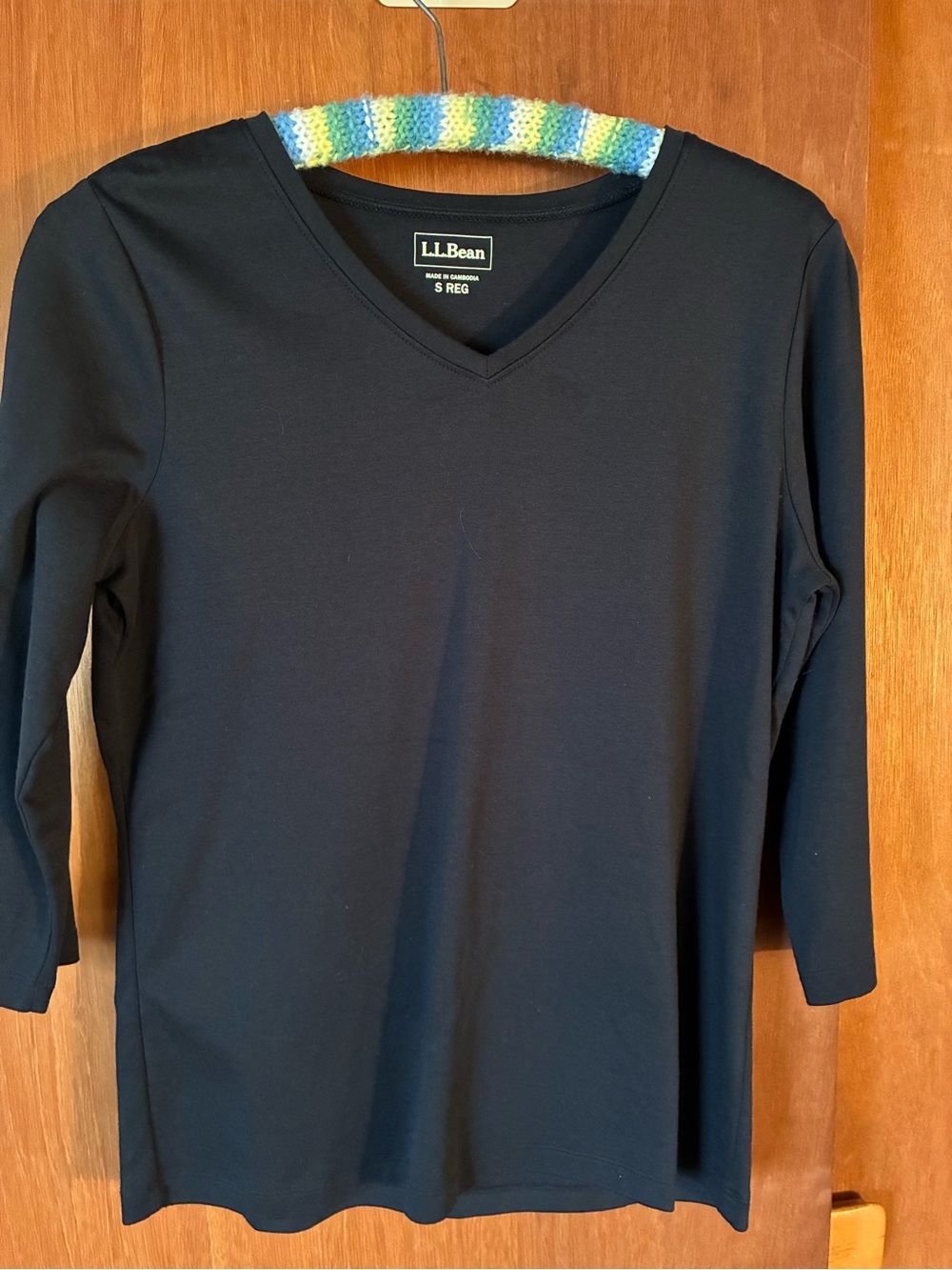 L.L. Bean Women's Black V-Neck 3/4 Sleeve Tee